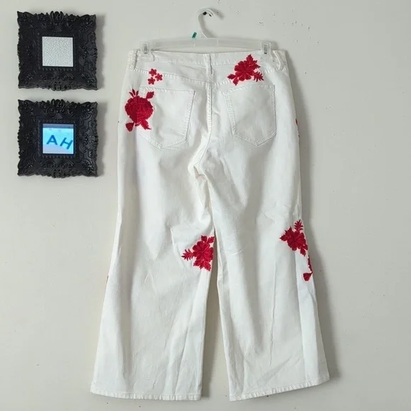 Banana Republic Wide Leg Embroidered Jeans - Picture 4 of 12